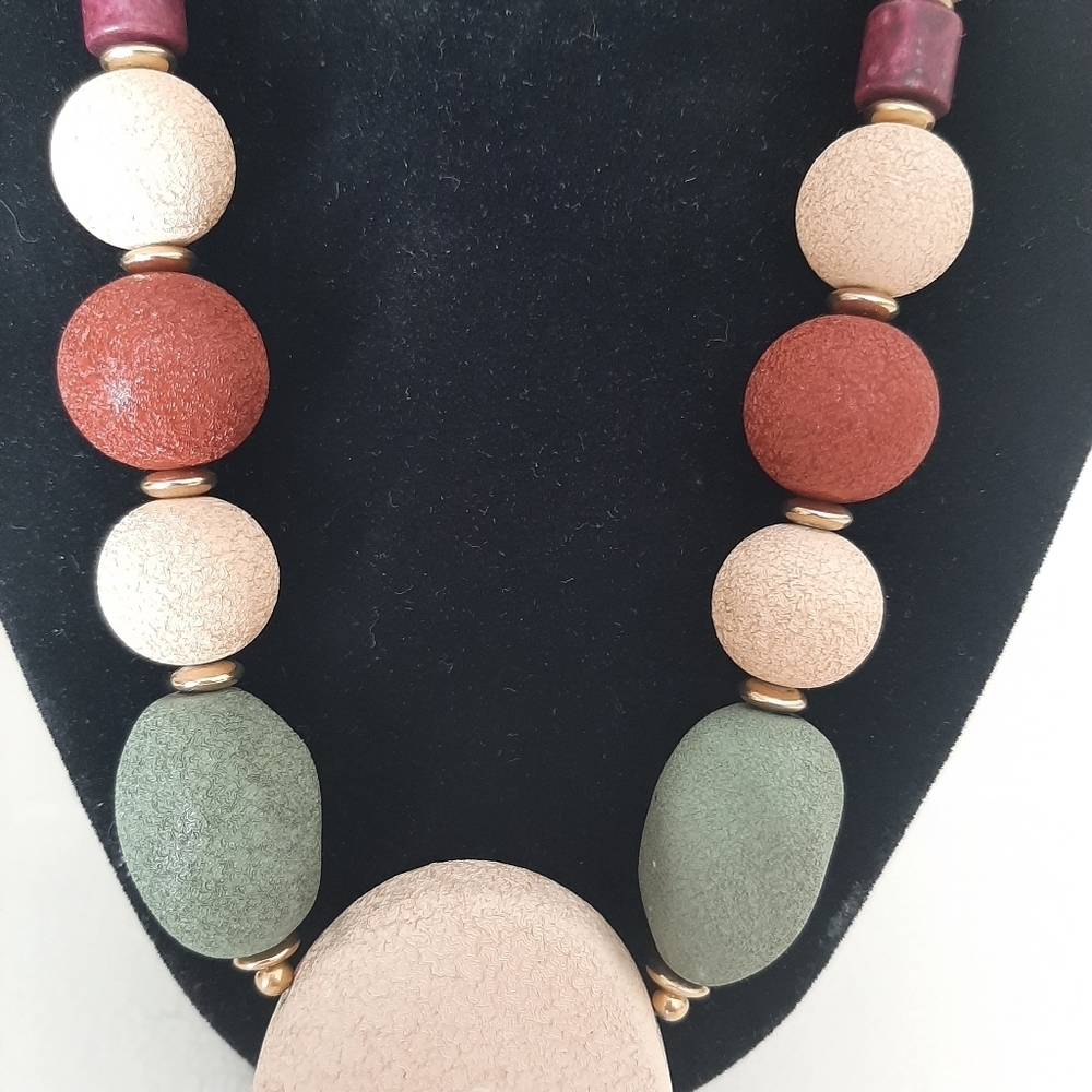 JAPAN BEADED NECKLACE - Picture 5 of 15